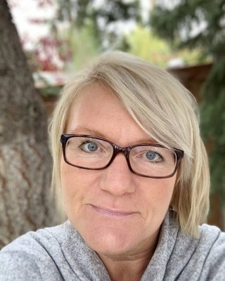 Monica Falconar profile image